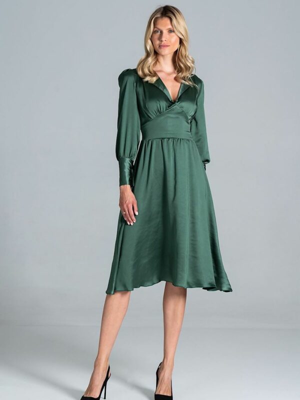 Robe midi satinée col cœur – Élégance intemporelle et confort raffiné