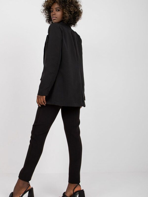 Veste noire élégante à manches longues