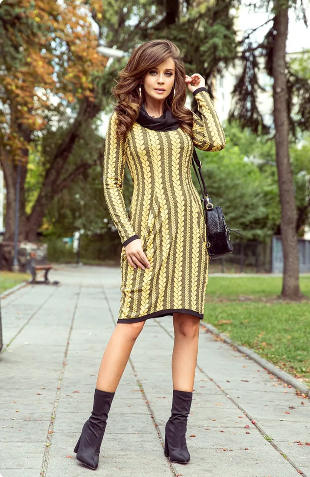 ROBE NUMOCO AVEC COL ROULÉ ET POCHES – Image 3