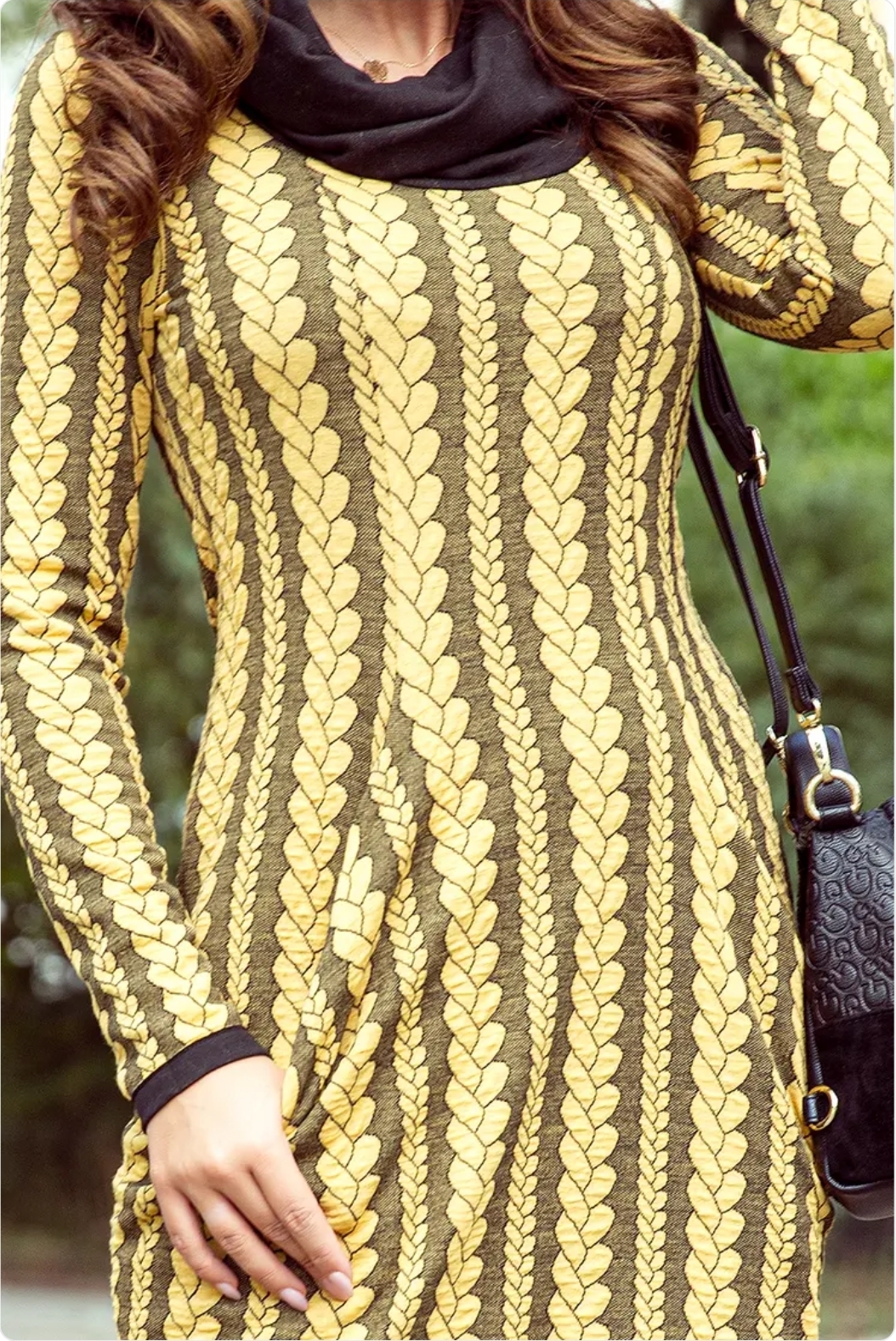 ROBE NUMOCO AVEC COL ROULÉ ET POCHES – Image 4