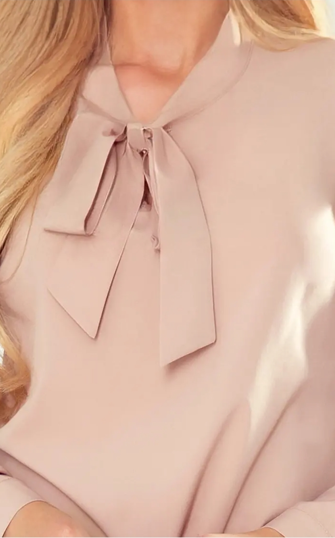 la Blouse Numoco 140-16 Blouse Numoco Beige - Design Épuré Élégant – Image 6