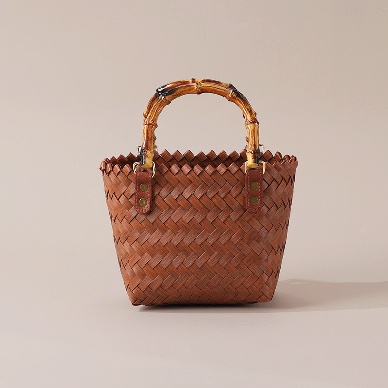 Sac en Paille Tressé Femme Élégant 2026 – Sac Cabas Style Rotin avec Anse Bambou – Dropvet Sac en Paille Tressé Femme Élégant 2026 – Sac Cabas Style Rotin avec Anse Bambou – Image 5