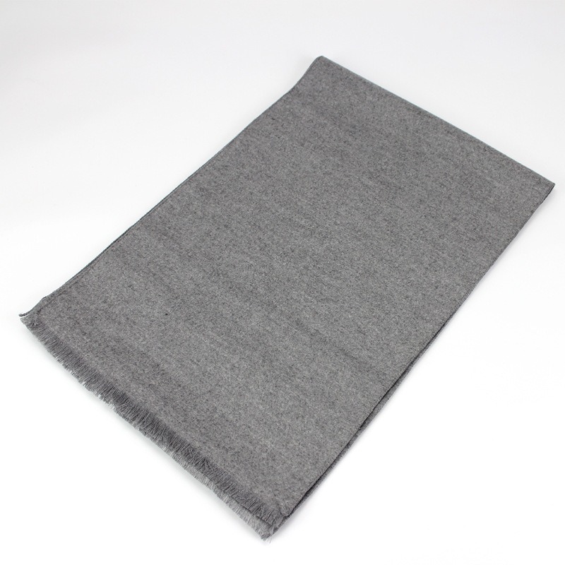 Écharpe Homme Élégante Hiver 2026 – Douce, Chaude et Confortable – Dropvet Écharpe Homme Élégante Hiver 2026 – Douce, Chaude et Confortable – Image 3