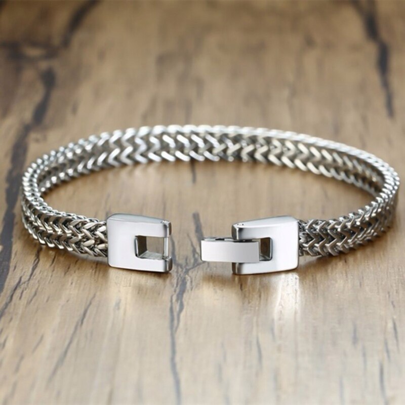 Bracelet Homme Chaîne Acier élégant : 7 Raisons de Craquer – Dropvet Bracelet Homme Chaîne Acier élégant : 7 Raisons de Craquer – Image 2