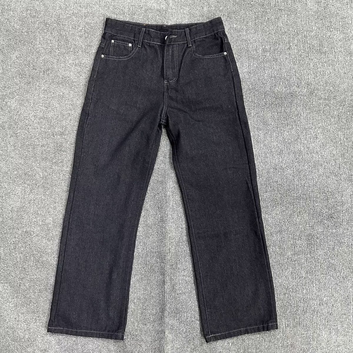 Pantalon Homme Large Rétro Élégant 2026 – Style Premium – Dropvet Pantalon Homme Large Rétro Élégant 2026 – Style Premium – Image 6