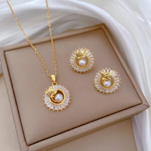 parure perle dorée femme