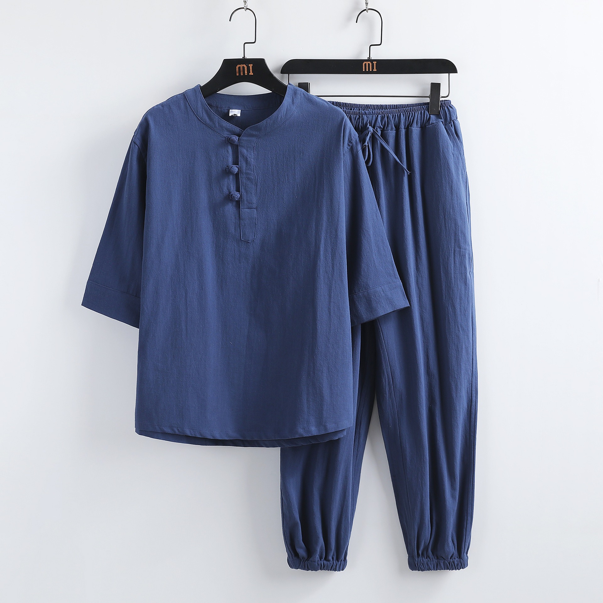 Vêtement Zen Homme en Lin Apaisant – 2 Coloris – Dropvet Vêtement Zen Homme en Lin Apaisant – 2 Coloris – Image 2