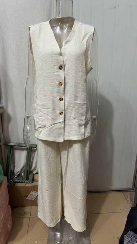 Ensemble pantalon femme élégant Premium 2026 – Dropvet Ensemble pantalon femme élégant Premium 2026 – Image 3