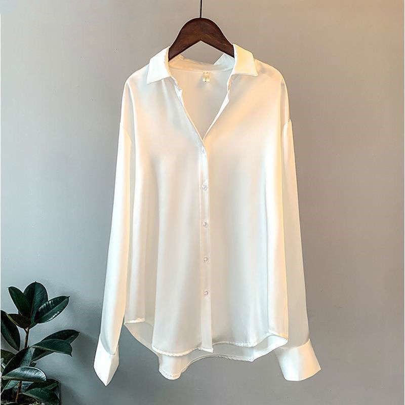 Chemise Satin Femme Élégante en 4 Coloris – Dropvet Chemise Satin Femme Élégante en 4 Coloris – Image 3