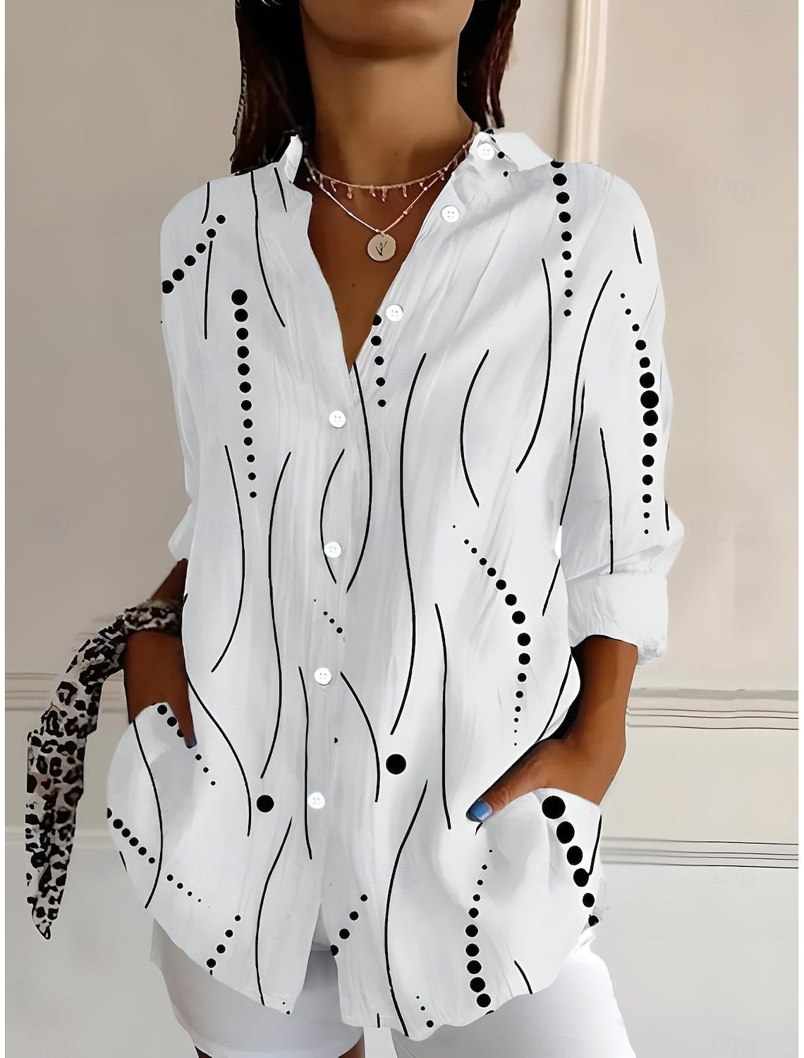 Chemise Femme Imprimée Magnifique – 6 Tailles – Dropvet Chemise Femme Imprimée Magnifique – 6 Tailles – Image 2